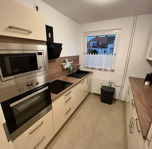 Zwischen Bvb Stadion Und Uni